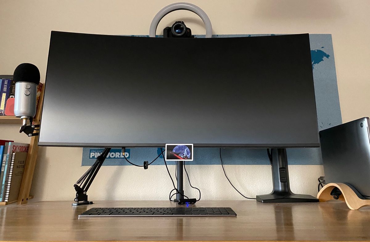 THE Ultimate Curved Monitor for a MacBook Pro